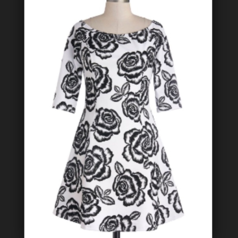 Moonlight Roses Dress - A-line Off-the-Shoulders